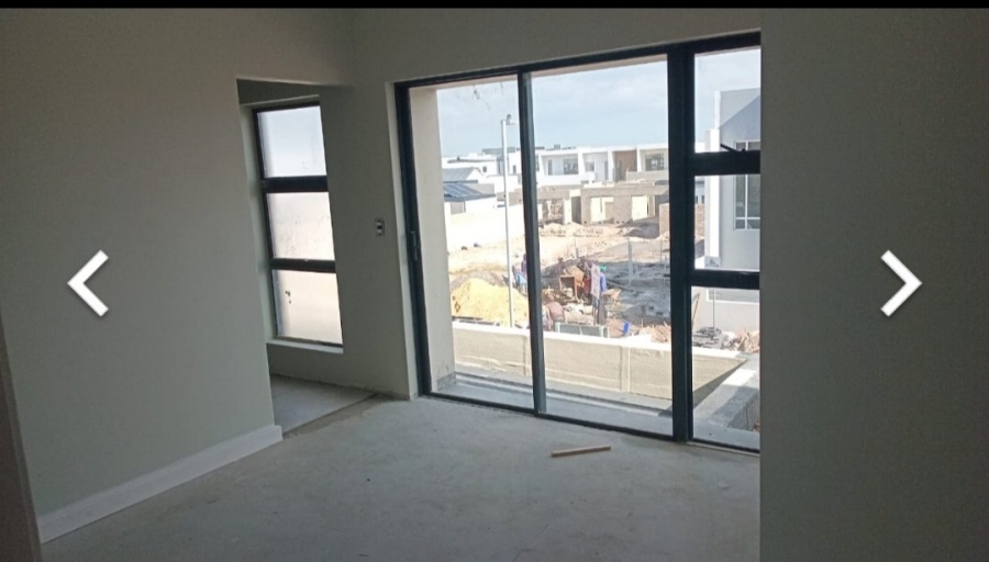 4 Bedroom Property for Sale in Sandown Western Cape